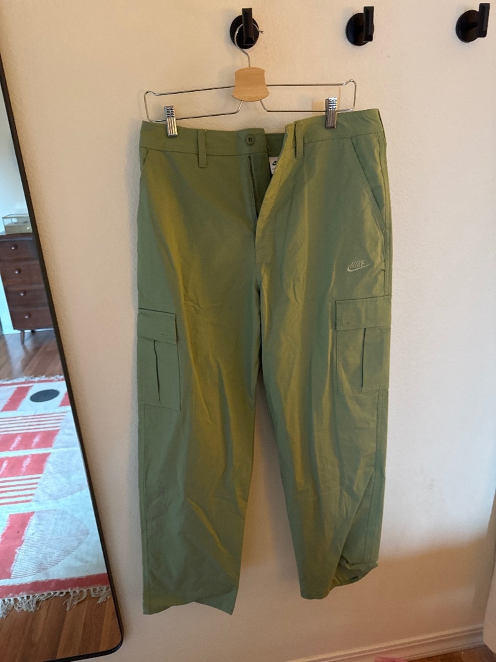 Nike Men's Club Woven Cargo Pants (Style FZ5765-386)